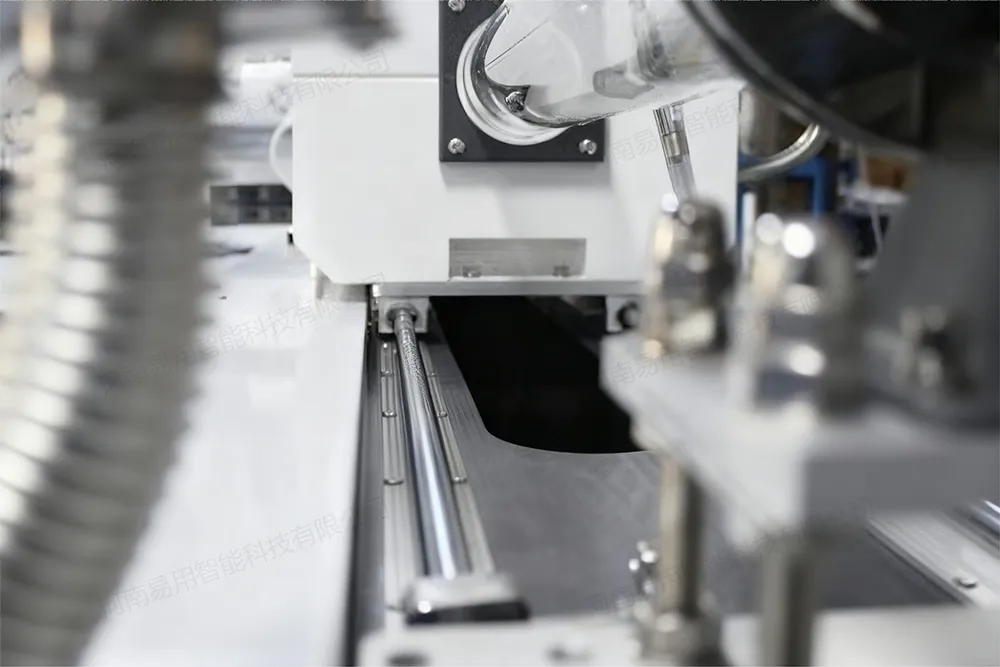 1200℃智能型滑轨式CVD系统 (5).jpg